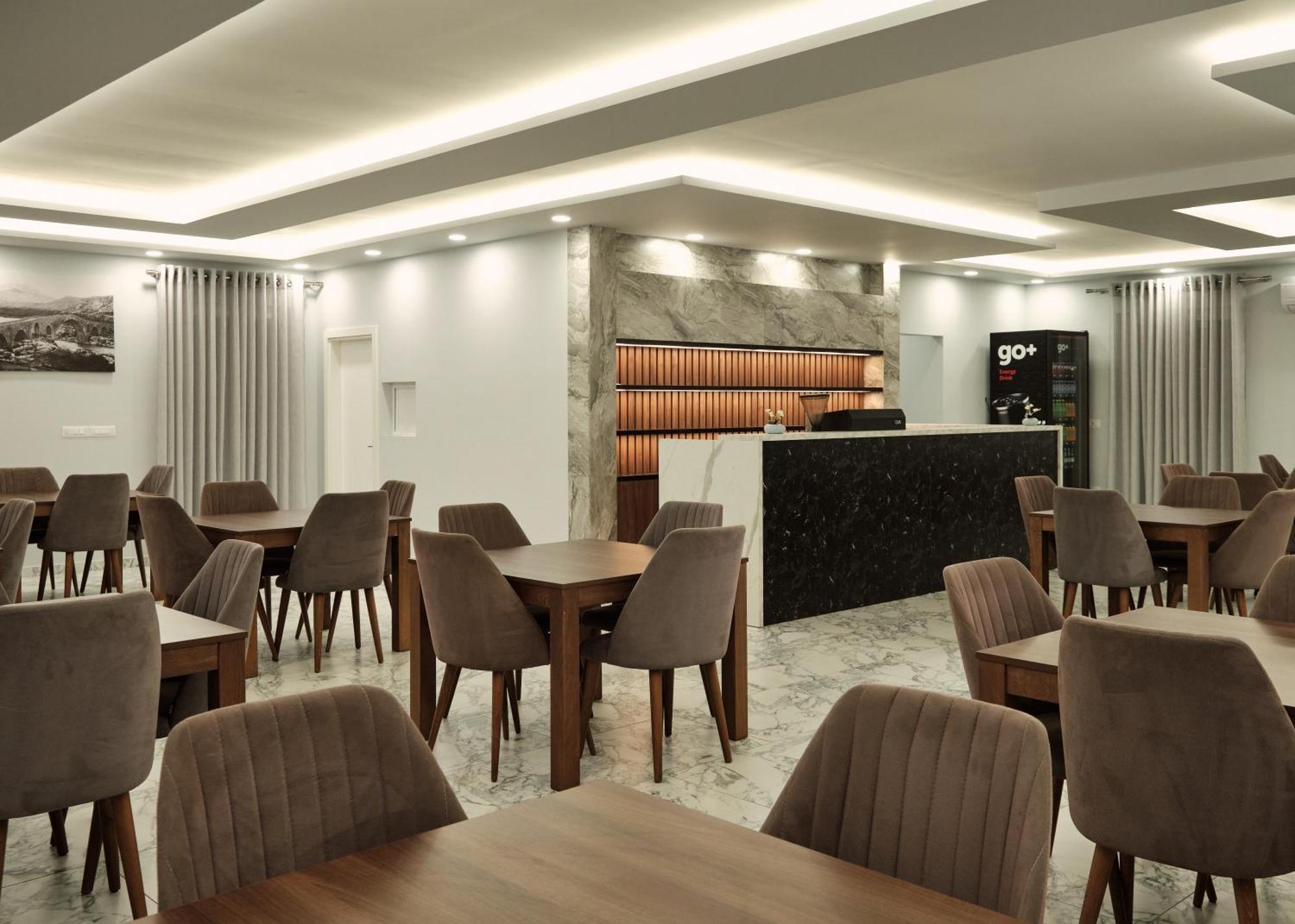 Montflux Hotel Boks Luaran gambar